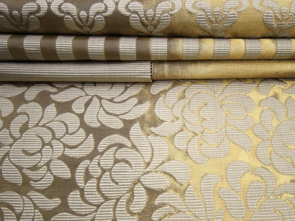 Effetto seta, lavorazione jacquard, lucida e brillante nei colori caldi dello stile classico 